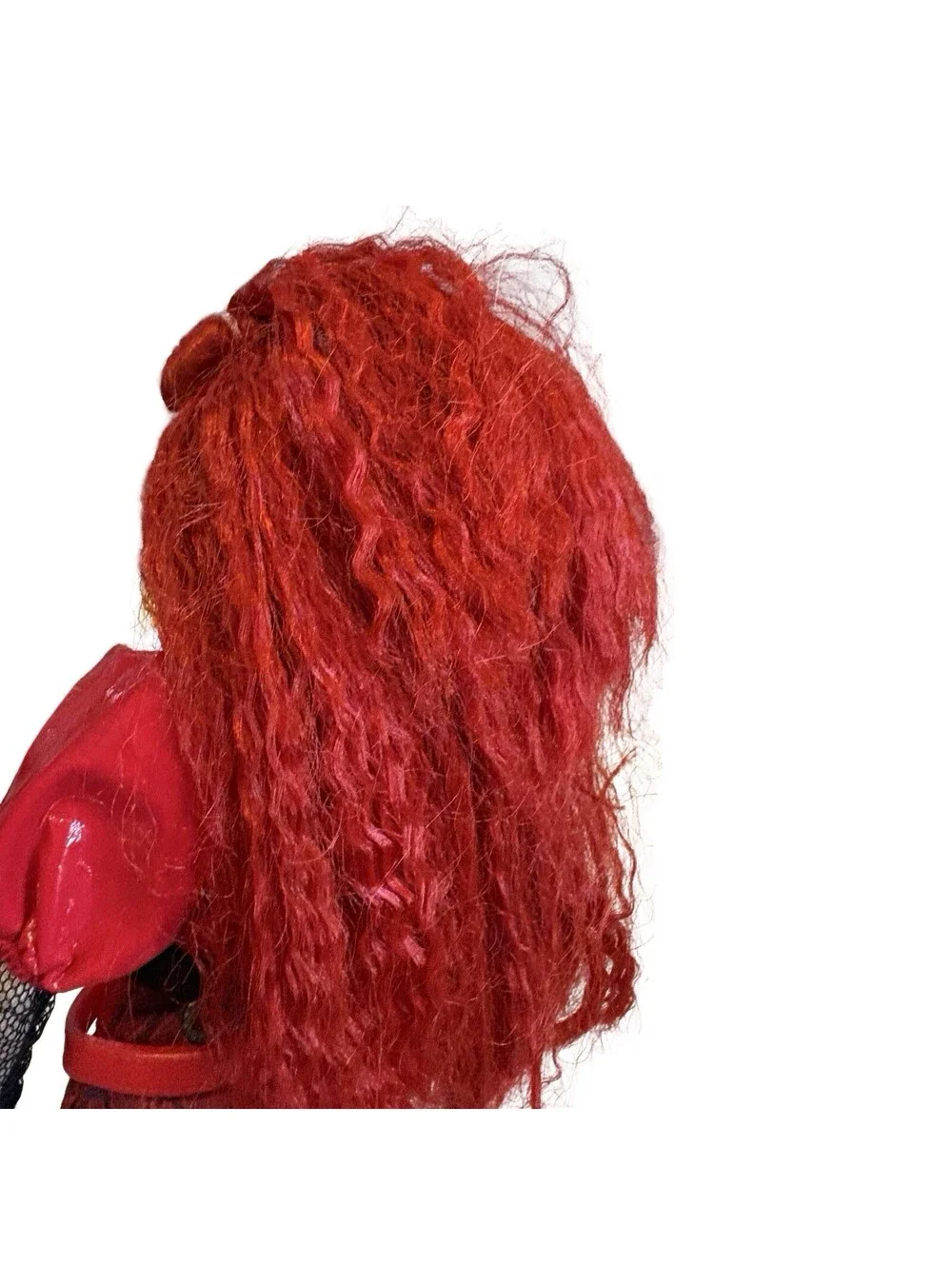Disney Descendants Rise Of Red Dressed Doll Daughter of The Queen of Hearts